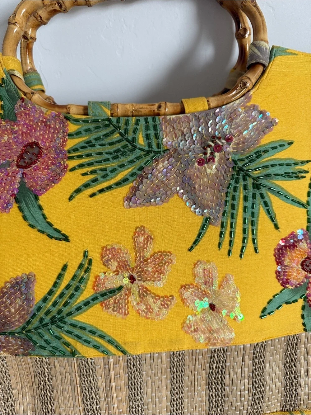 Yellow vintage Floral Bamboo-Handle Tote Bag - Picture 15 of 16
